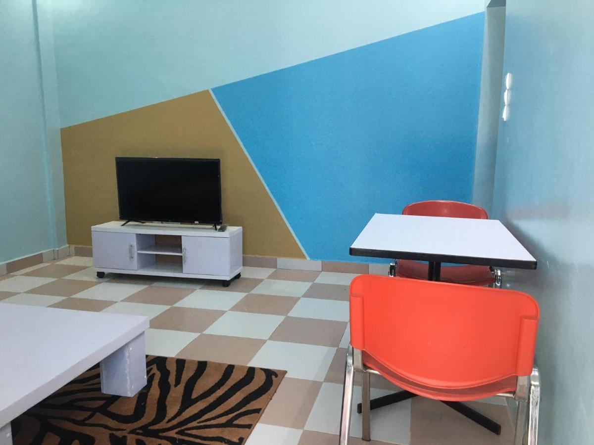 Residence Maryhouse - Free Breakfast And Taxi From Airport Cotonou Exterior photo