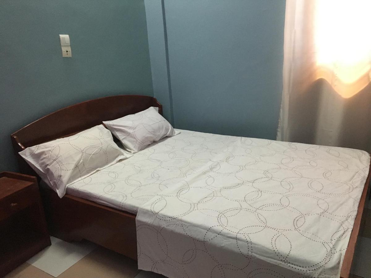 Residence Maryhouse - Free Breakfast And Taxi From Airport Cotonou Exterior photo