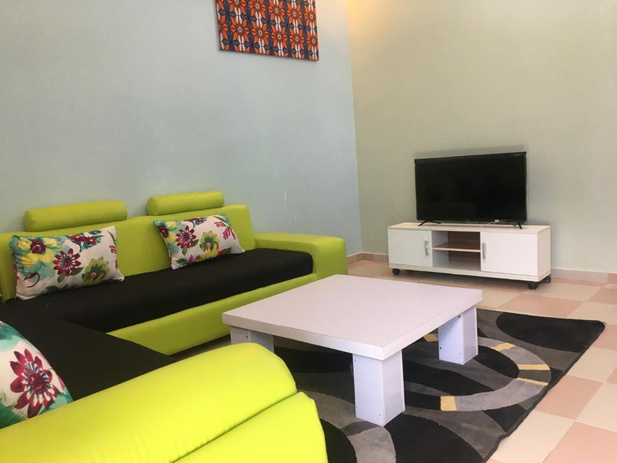 Residence Maryhouse - Free Breakfast And Taxi From Airport Cotonou Exterior photo