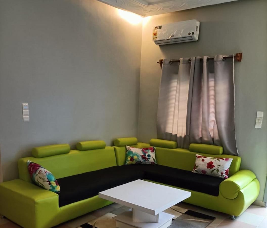 Residence Maryhouse - Free Breakfast And Taxi From Airport Cotonou Exterior photo