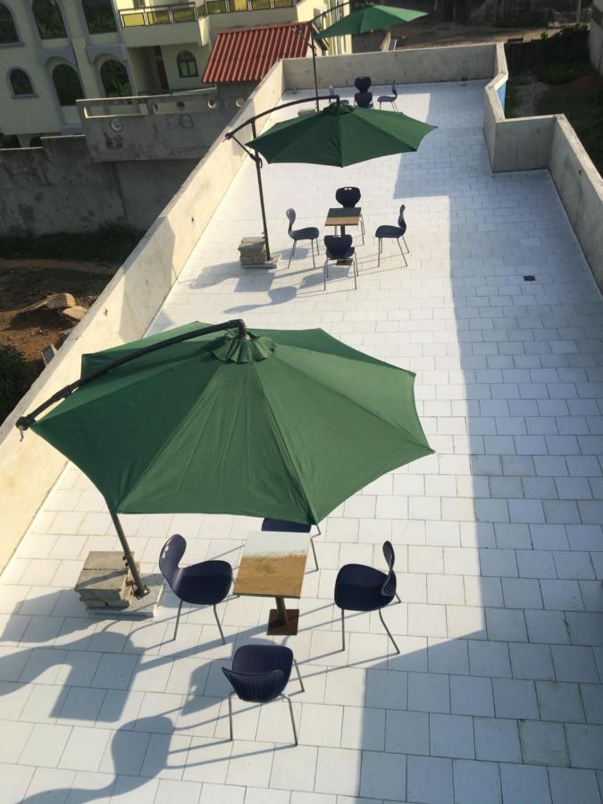 Residence Maryhouse - Free Breakfast And Taxi From Airport Cotonou Exterior photo