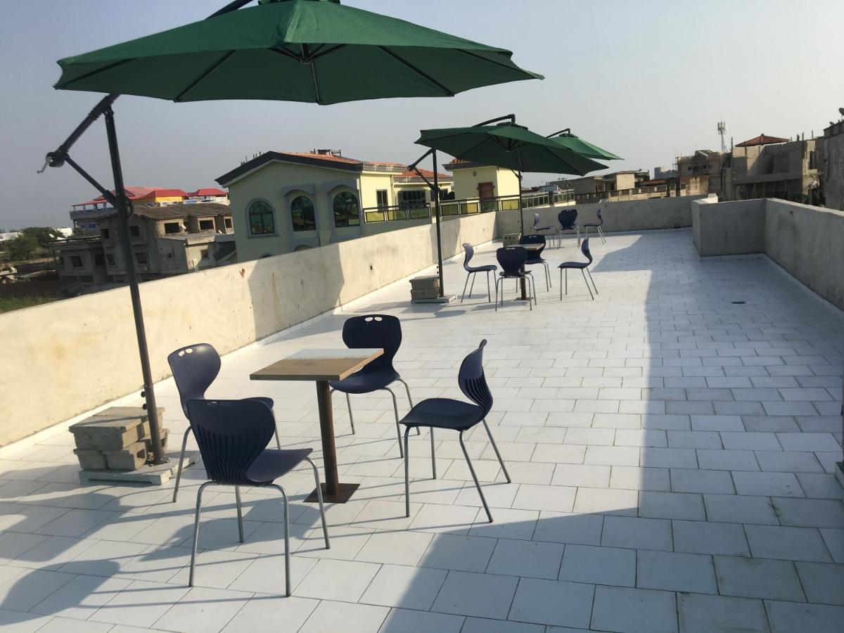 Residence Maryhouse - Free Breakfast And Taxi From Airport Cotonou Exterior photo