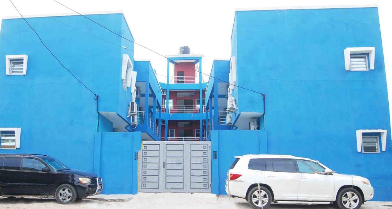 Residence Maryhouse - Free Breakfast And Taxi From Airport Cotonou Exterior photo