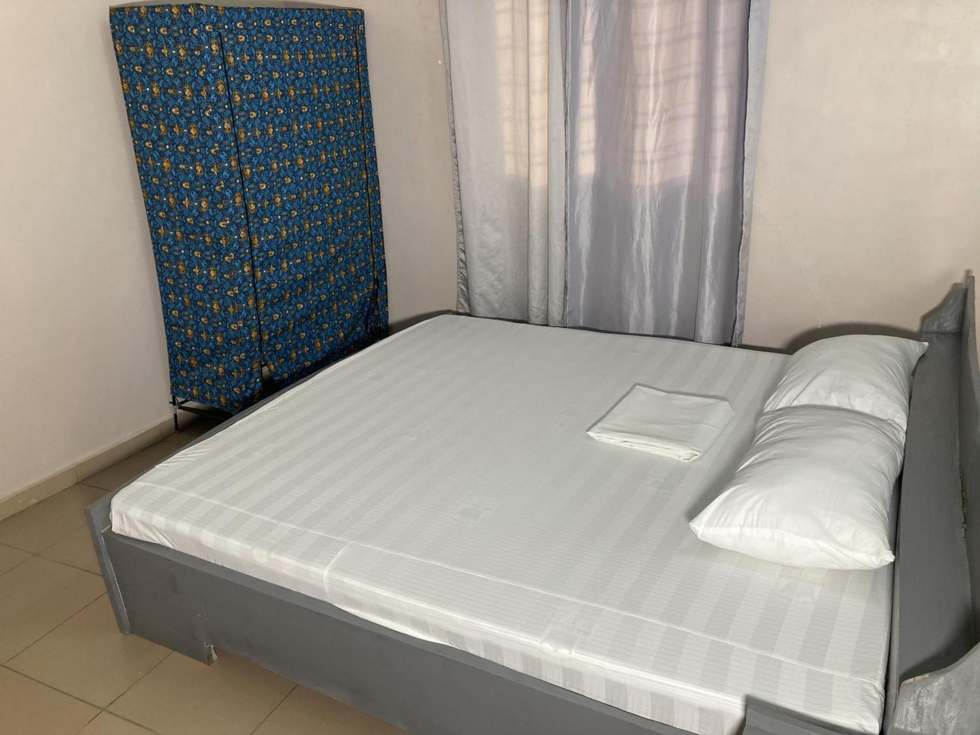 Residence Maryhouse - Free Breakfast And Taxi From Airport Cotonou Exterior photo