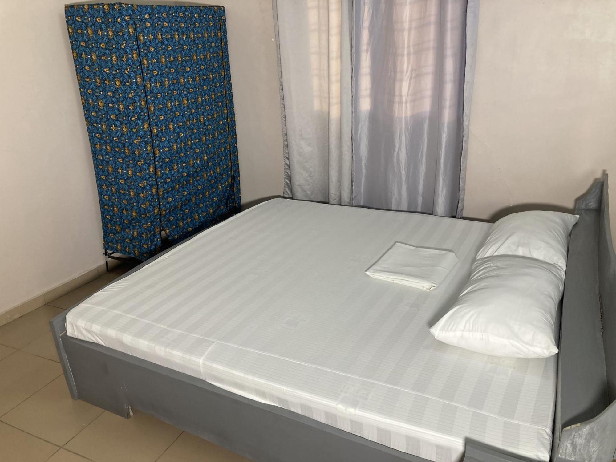 Residence Maryhouse - Free Breakfast And Taxi From Airport Cotonou Exterior photo