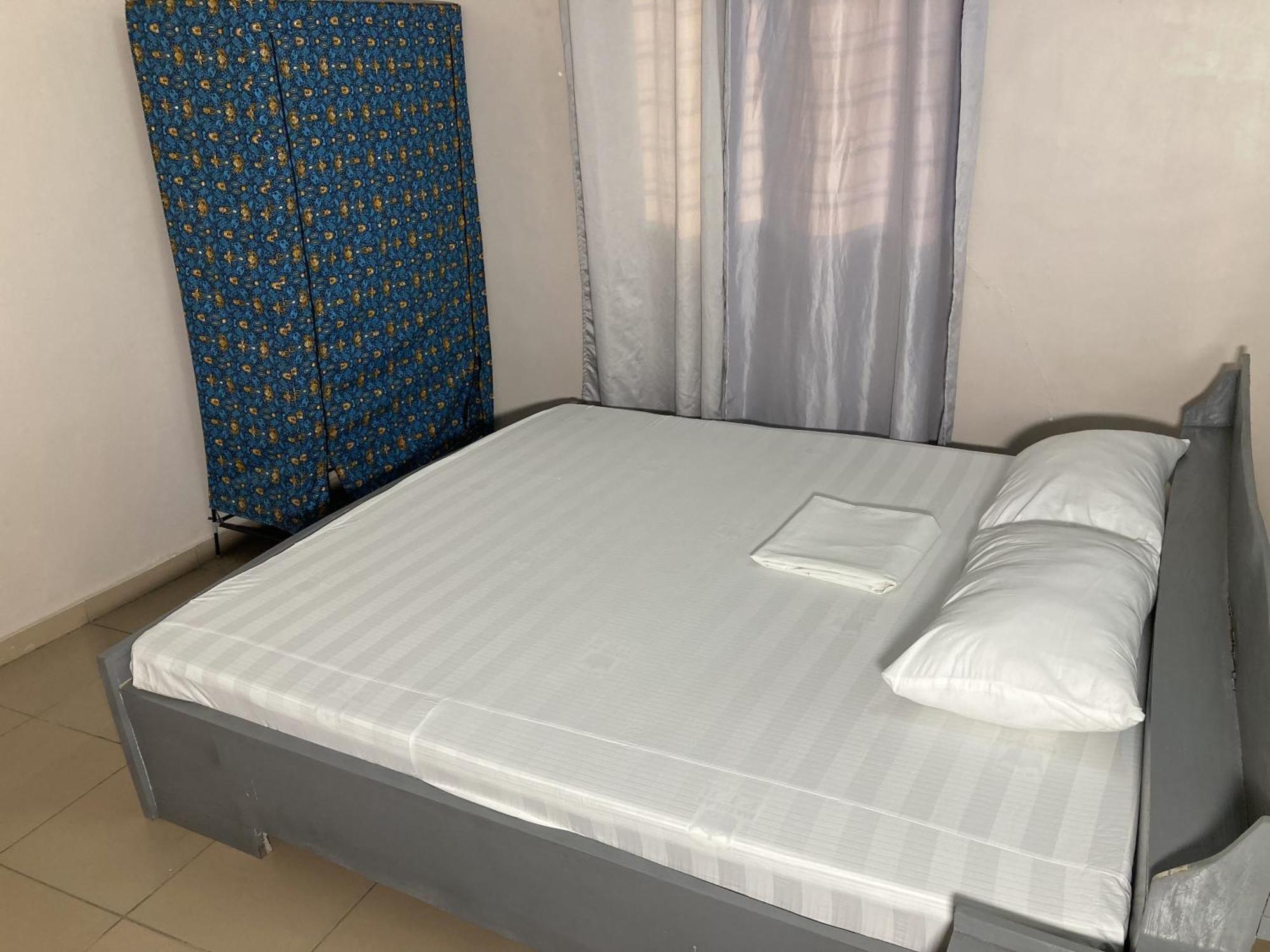 Residence Maryhouse - Free Breakfast And Taxi From Airport Cotonou Exterior photo