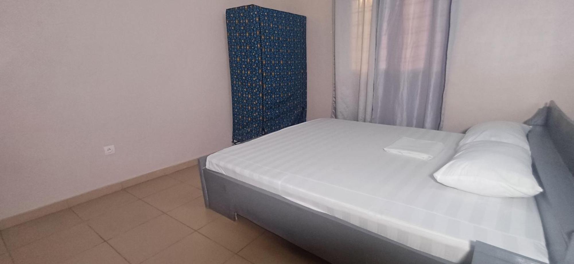Residence Maryhouse - Free Breakfast And Taxi From Airport Cotonou Exterior photo