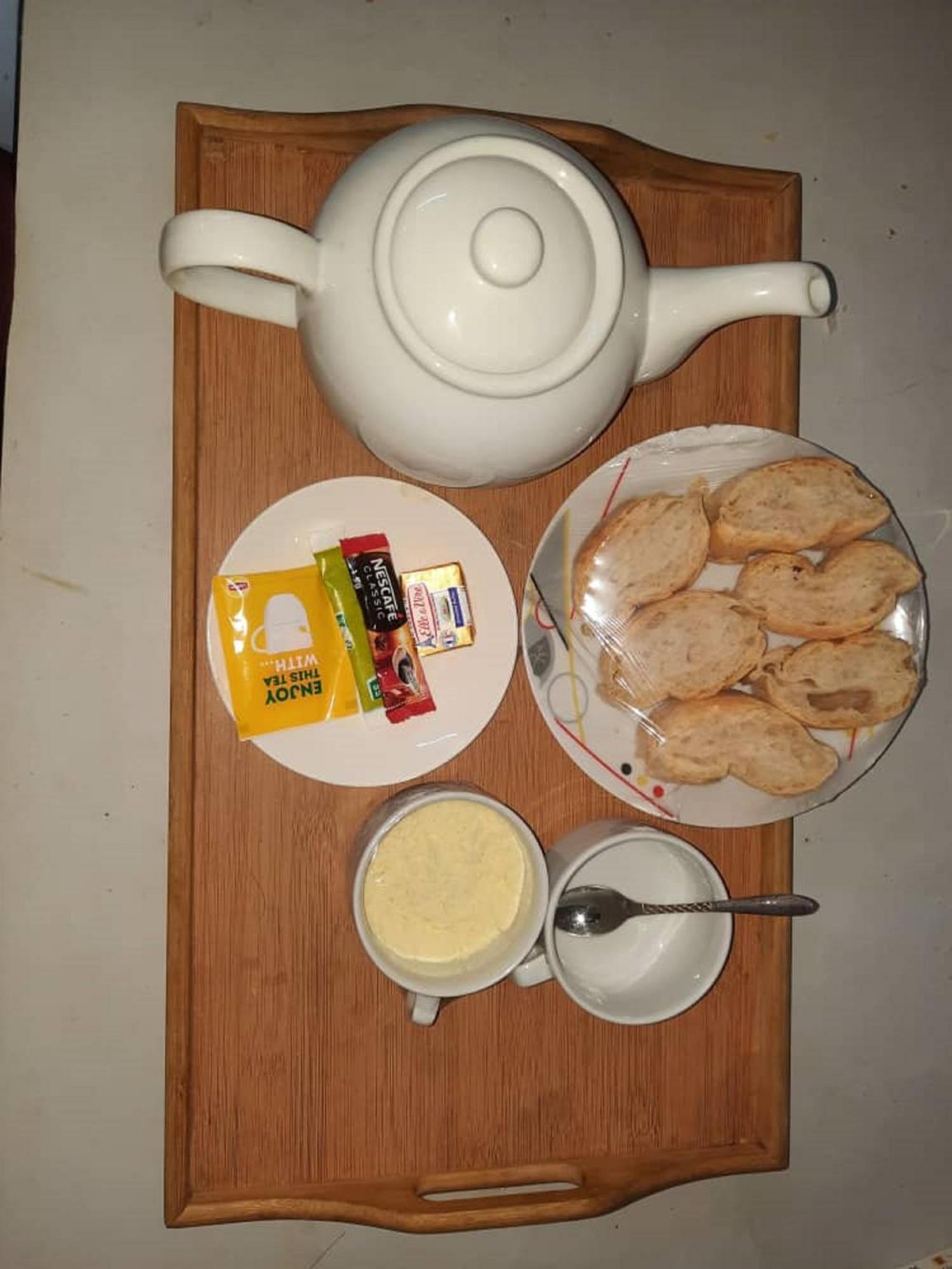 Residence Maryhouse - Free Breakfast And Taxi From Airport Cotonou Exterior photo